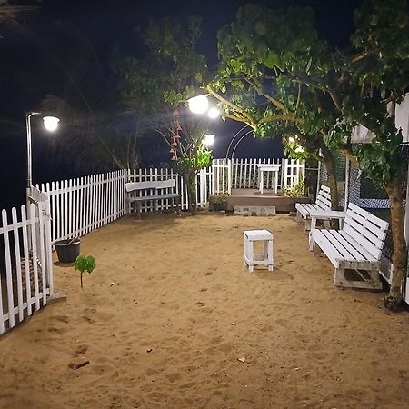 Ashen'S Beach House Bussa Buitenkant foto
