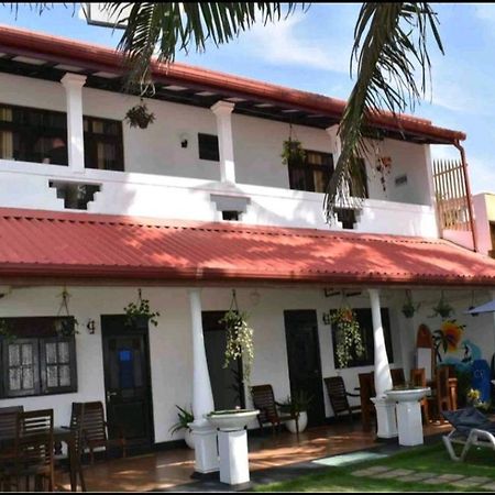 Ashen'S Beach House Bussa Buitenkant foto