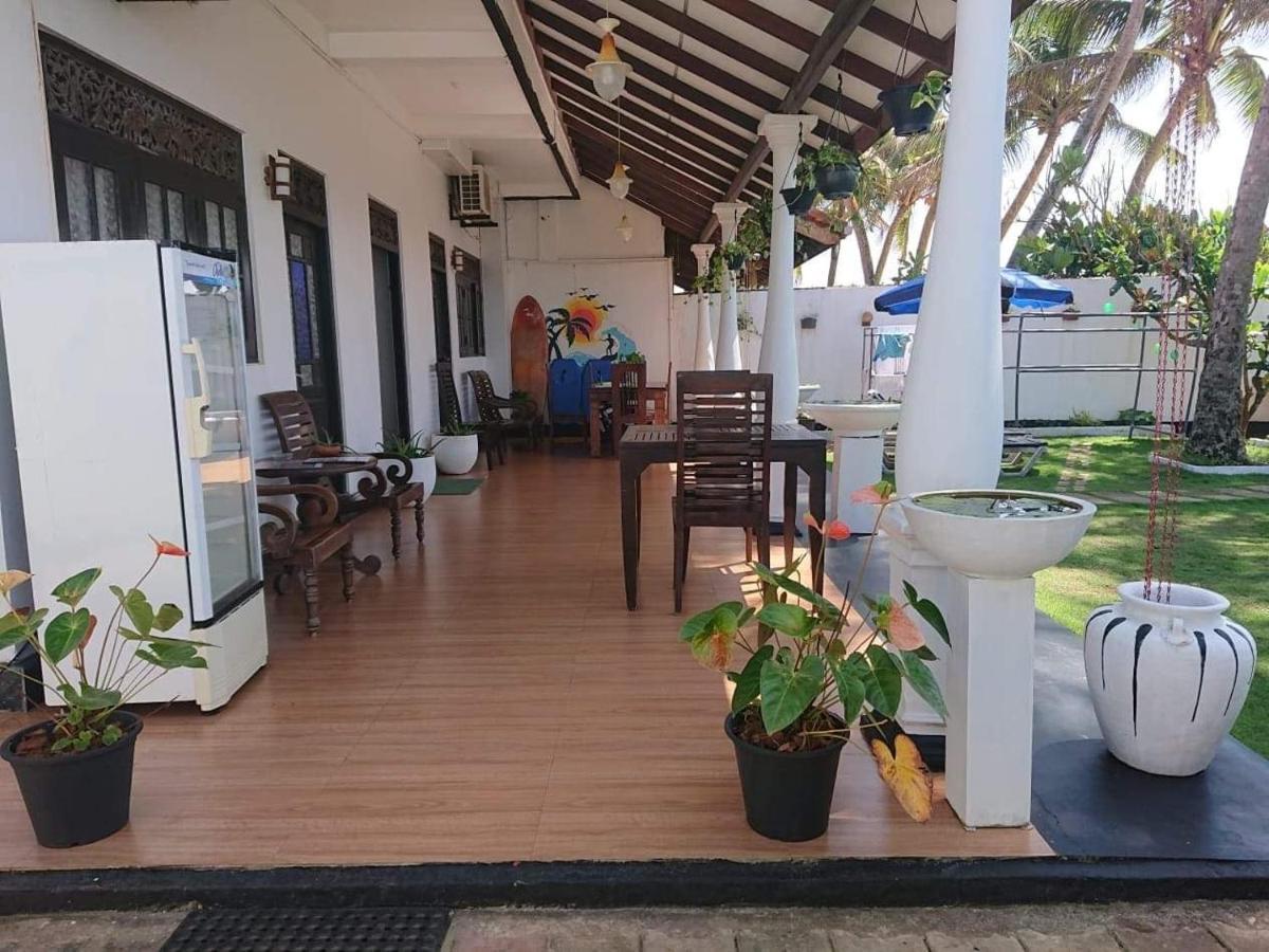 Ashen'S Beach House Bussa Buitenkant foto