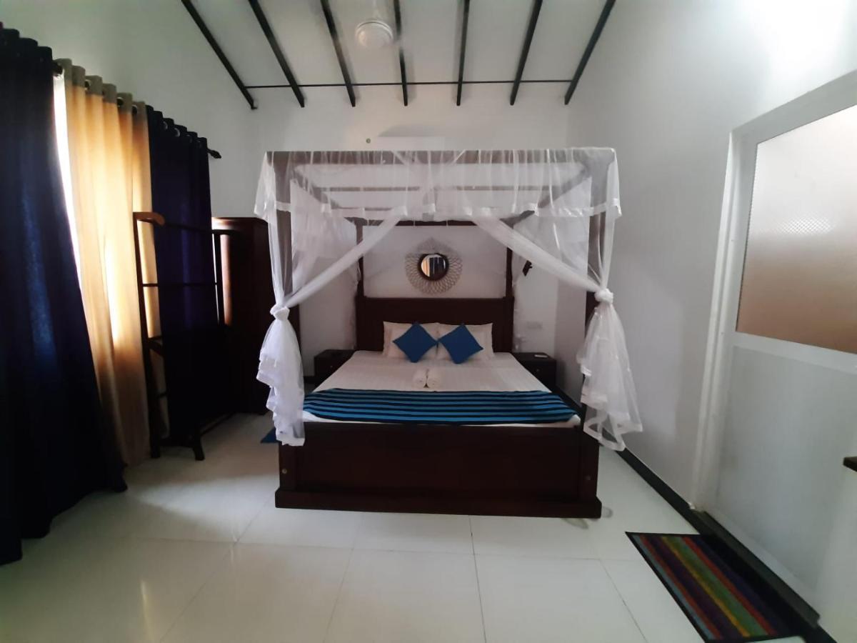 Ashen'S Beach House Bussa Buitenkant foto