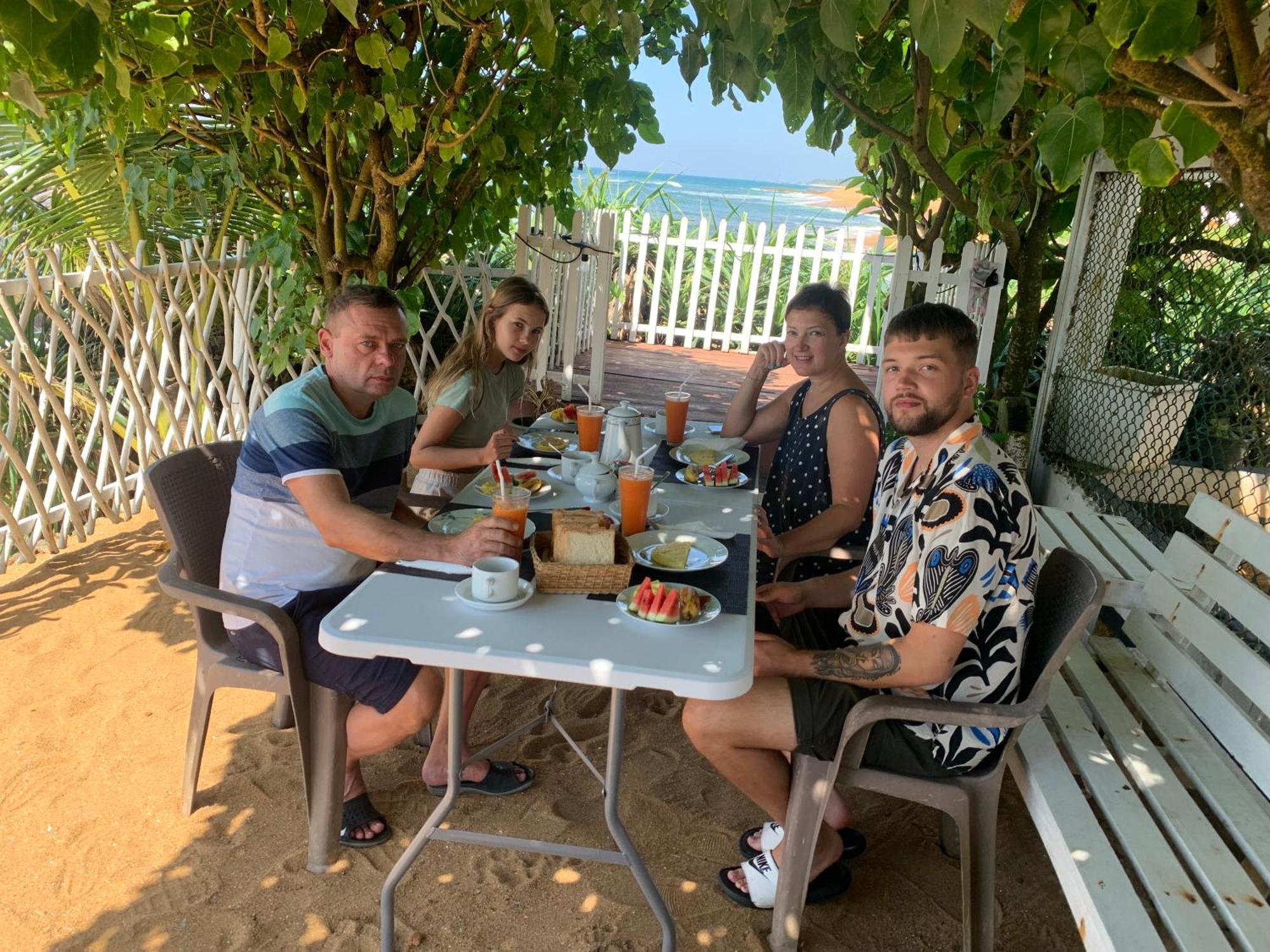 Ashen'S Beach House Bussa Buitenkant foto