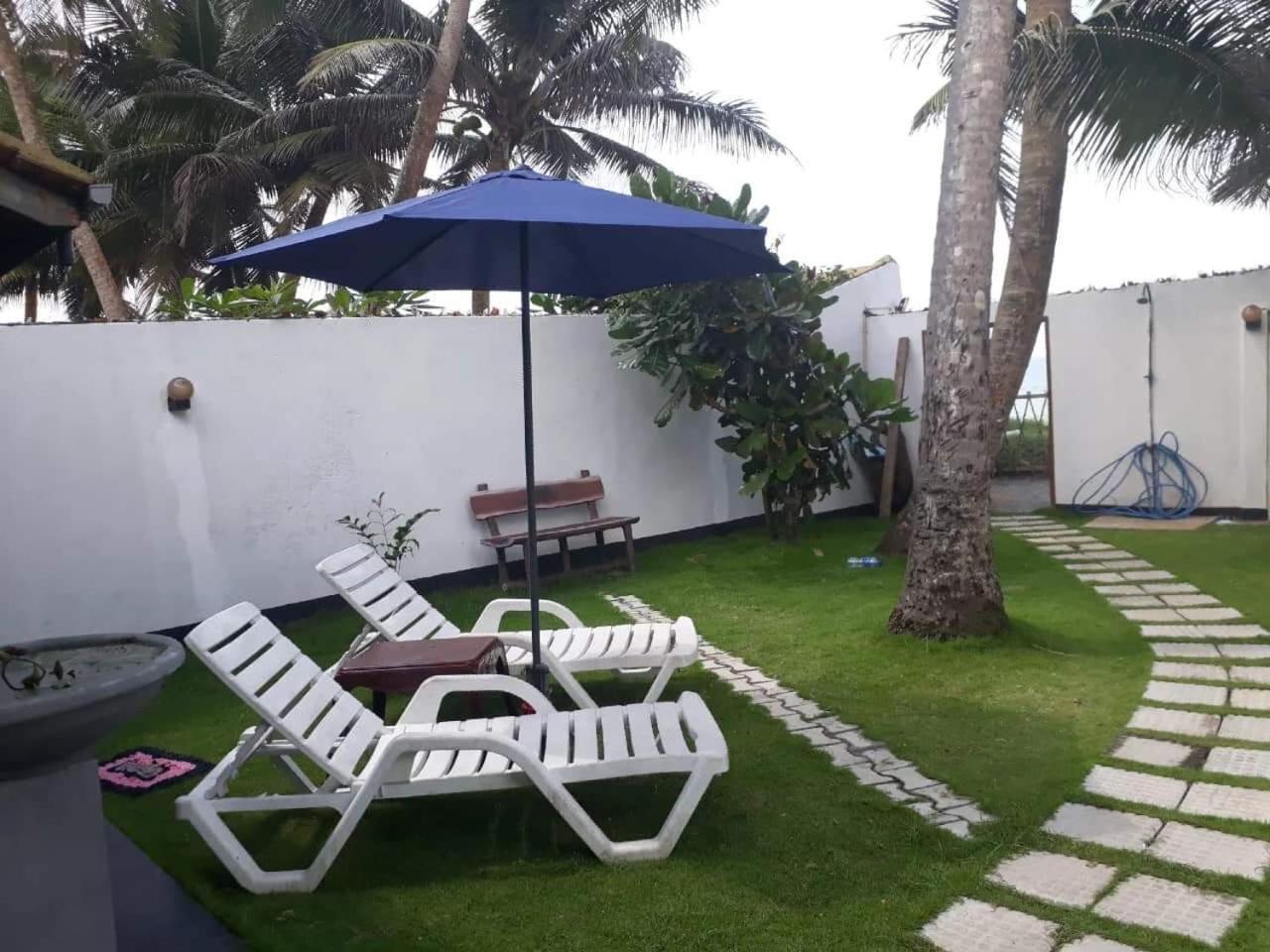 Ashen'S Beach House Bussa Buitenkant foto