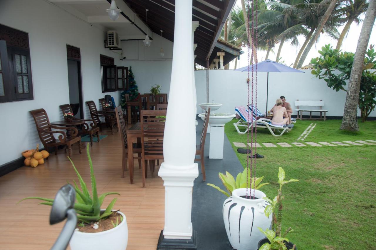 Ashen'S Beach House Bussa Buitenkant foto