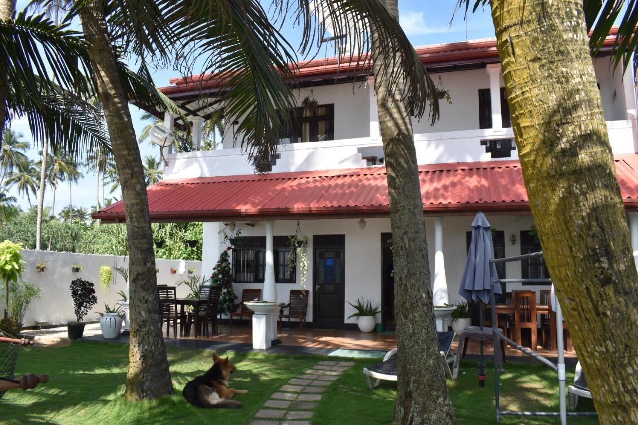 Ashen'S Beach House Bussa Buitenkant foto